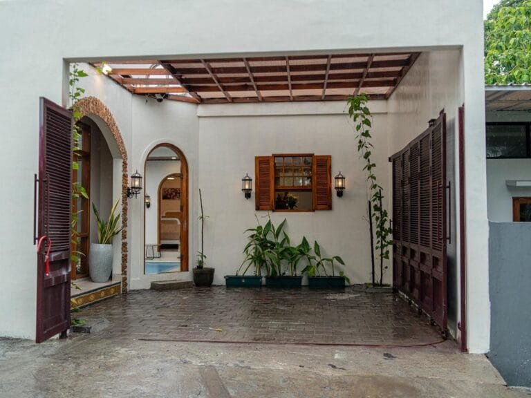 What makes The Bungas Villa in Jimbaran unique?