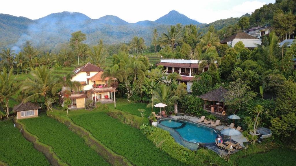 Lesong hotel and restaurant