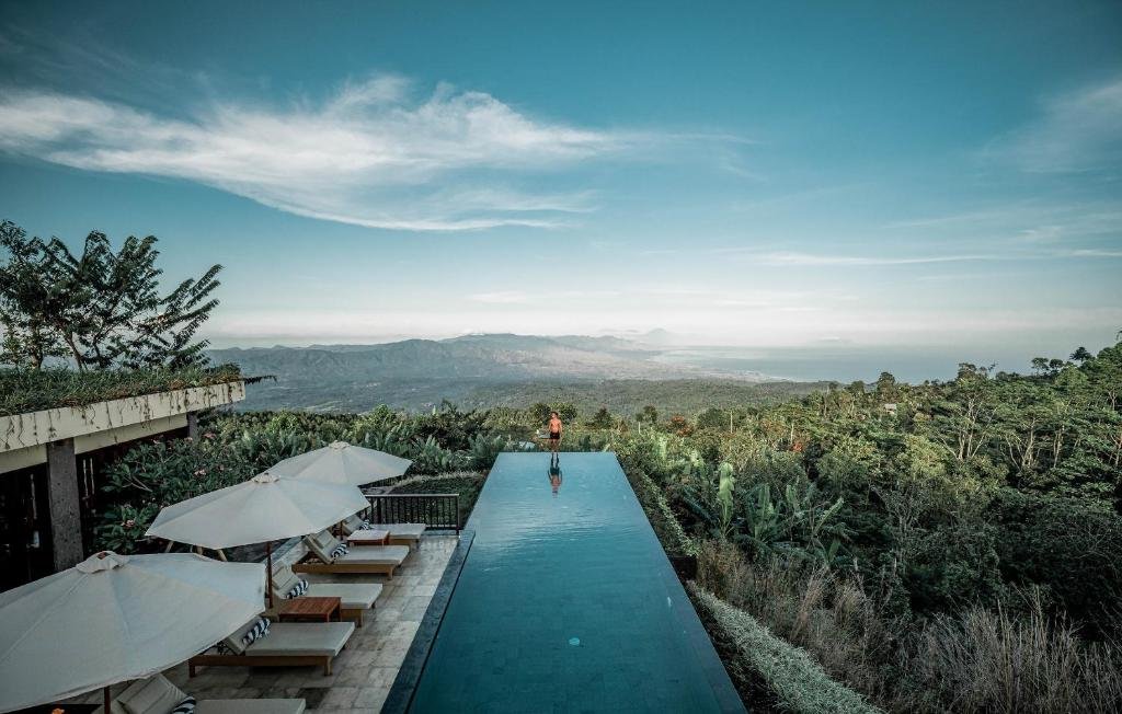 Munduk moding plantation nature resort