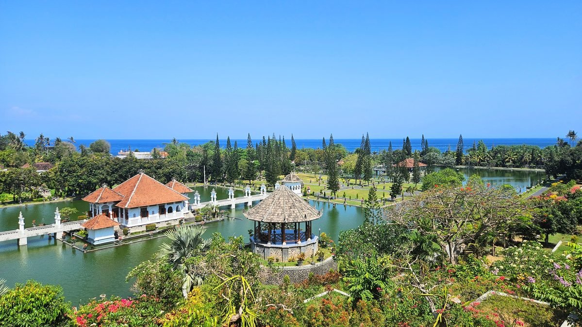 Palac-taman-ujung